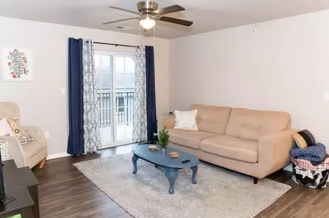 2013 E Cherry St, Springfield, MO 65802 photo 2