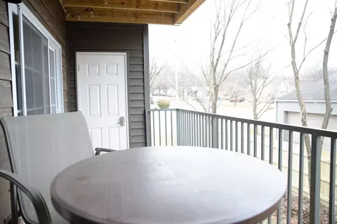 2013 E Cherry St, Springfield, MO 65802 photo 21