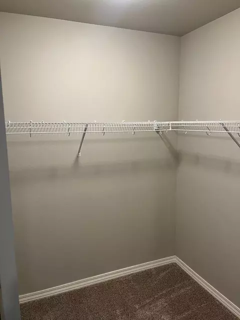 2013 E Cherry St, Springfield, MO 65802 photo 11