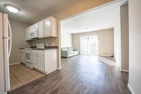 2013 E Cherry St, Springfield, MO 65802 photo 45