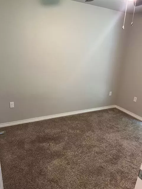 2013 E Cherry St, Springfield, MO 65802 photo 14