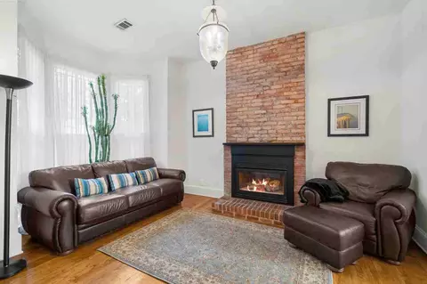 1425 P St NW, Washington, DC 20005 photo 2