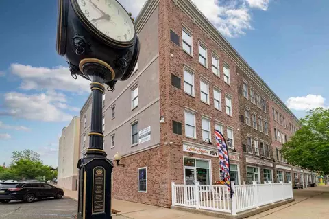 62 E Washington Ave, Washington, NJ 07882