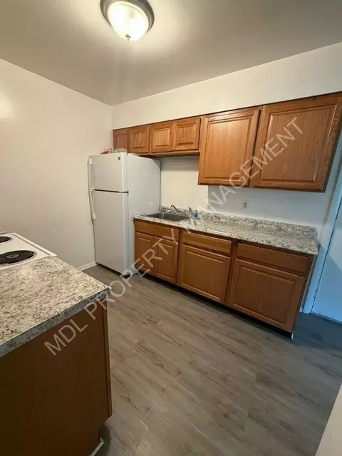 3943 Bauer Dr, Saginaw, MI 48604