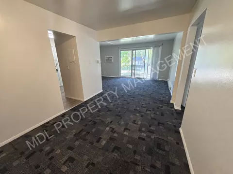 3943 Bauer Dr, Saginaw, MI 48604