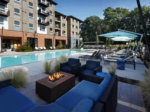 13398 Newcastle Commons Dr, Newcastle, WA 98059 photo 34