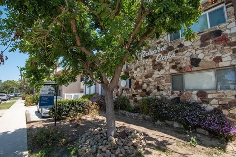 4334 Mammoth Ave, Los Angeles, CA 91423