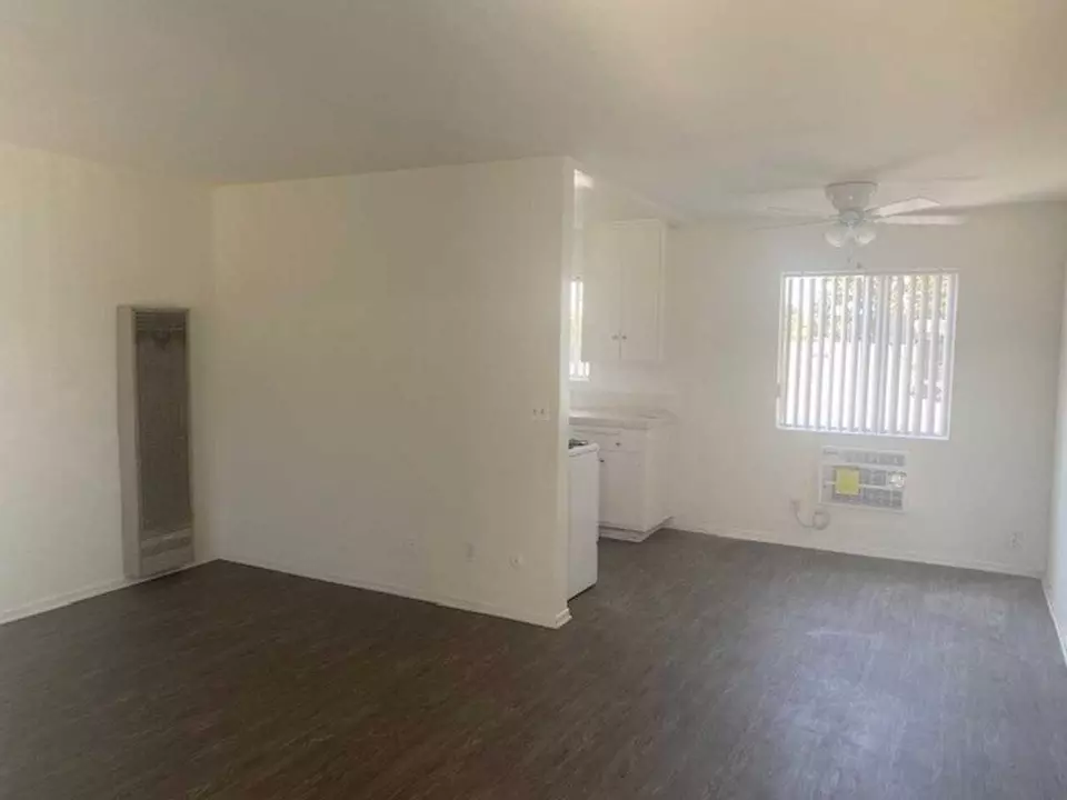  400 N Mentor Ave, Pasadena, CA 91106 photo 4