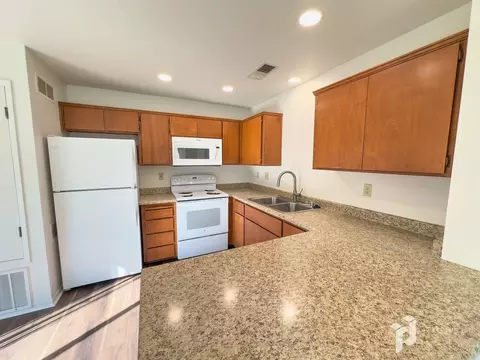 2060 Amanda Way, Chico, CA 95928