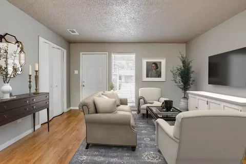 200 N Tarrant St, Crowley, TX 76036