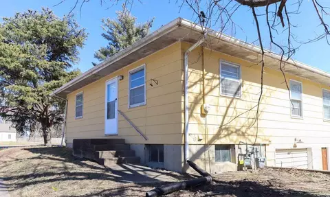 306 Hwy 124 E, Hallsville, MO 65255