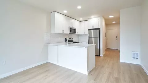 810 12th Ave, Seattle, WA 98122 photo 10