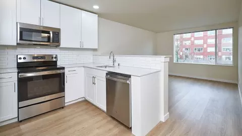 810 12th Ave, Seattle, WA 98122 photo 31