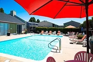 925 W Chestnut Ave, Lompoc, CA 93436