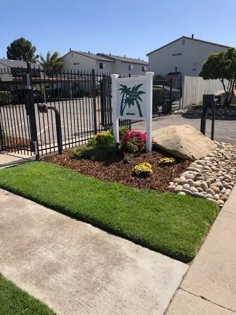 925 W Chestnut Ave, Lompoc, CA 93436