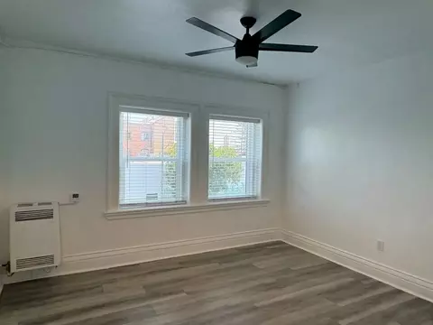 1501 W Adams Blvd, Los Angeles, CA 90007
