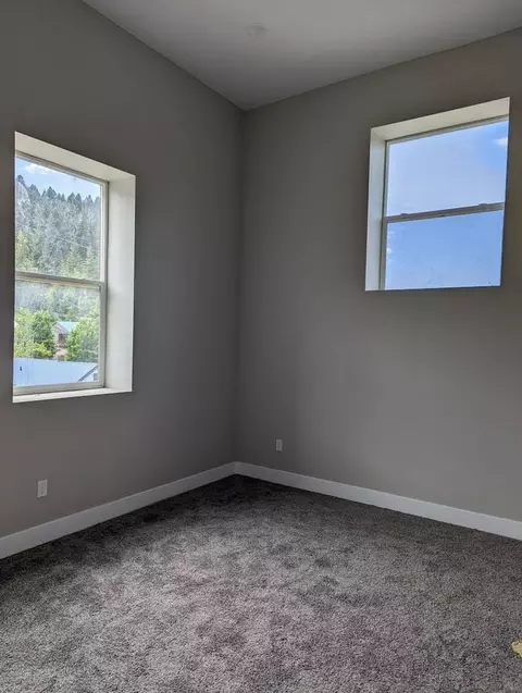 514 Mckinley Ave, Kellogg, ID 83837