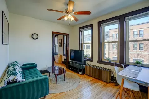 1253 Williamson St, Madison, WI 53703