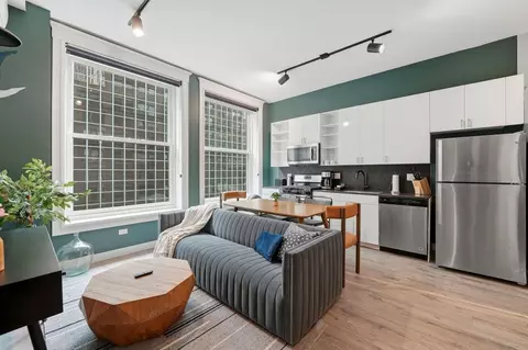 417 S Dearborn St, Chicago, IL 60605