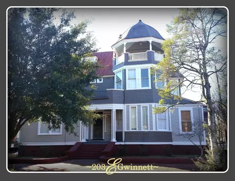 203 E Gwinnett St, Savannah, GA 31401