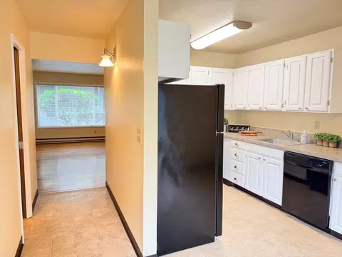 4815 SE Railroad Ave, Milwaukie, OR 97222