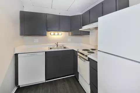 25225 Greenfield Rd, Southfield, MI 48075 photo 3