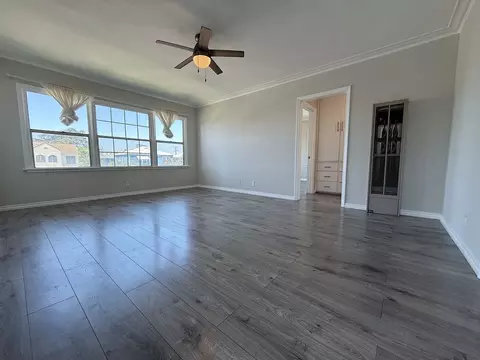1936 S Rimpau Blvd, Los Angeles, CA 90016