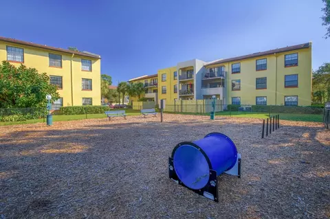 8402 N Waterford Ave, Tampa, FL 33604 photo 14
