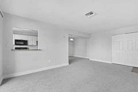8402 N Waterford Ave, Tampa, FL 33604 photo 17