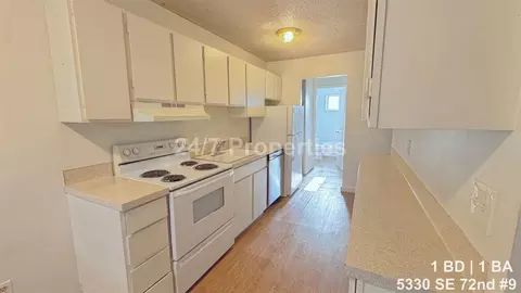 5330 SE 72nd Ave, Portland, OR 97206