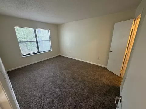 5826 Reddman Rd, Charlotte, NC 28212