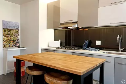 3015 San Pablo Ave, Berkeley, CA 94702 photo 3