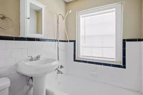 6802 NW 16th St, Oklahoma City, OK 73127
