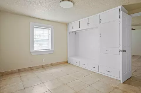 6802 NW 16th St, Oklahoma City, OK 73127