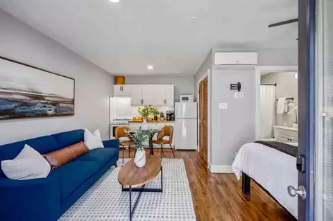 4952 Polk St, Houston, TX 77023