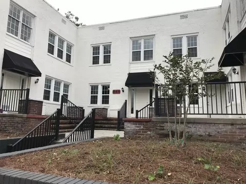 565 Langhorn St SW, Atlanta, GA 30310