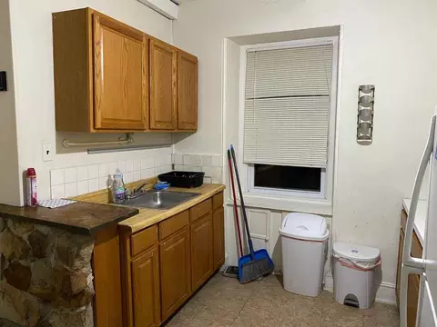 3717 Baring St, Philadelphia, PA 19104