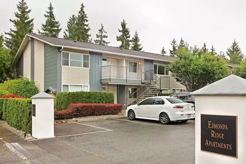 7806 196th St SW, Edmonds, WA 98026