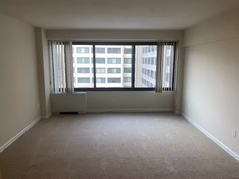 816 Easley St, Silver Spring, MD 20910 photo 4
