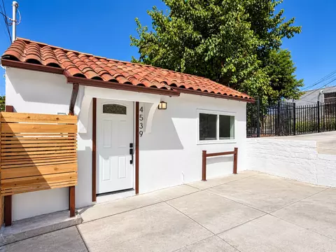 4444 Huntington Dr S, Los Angeles, CA 90032