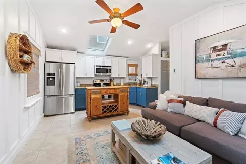 Monmouth Ave, Margate City, NJ 08402