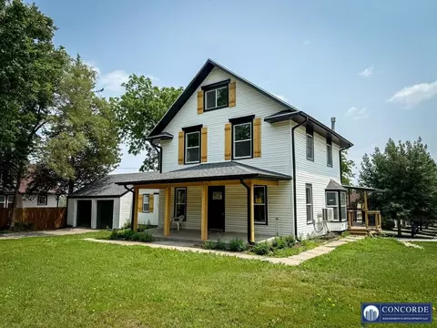 3210 S 48th St, Lincoln, NE 68506