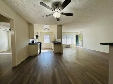 13947 Oxnard St, Los Angeles, CA 91401