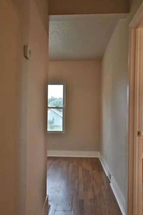 3225 N Lewis Ave, Sioux Falls, SD 57104