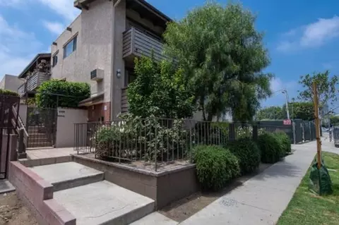 1621 Federal Ave, Los Angeles, CA 90025
