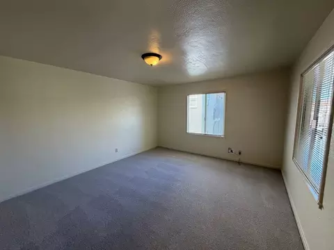 709 Laurel Ave, San Mateo, CA 94401