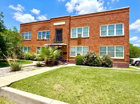 1409 W Woodlawn Ave, San Antonio, TX 78201