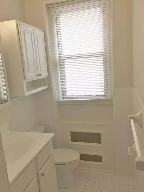 2726 Connecticut Ave NW, Washington, DC 20008 photo 5