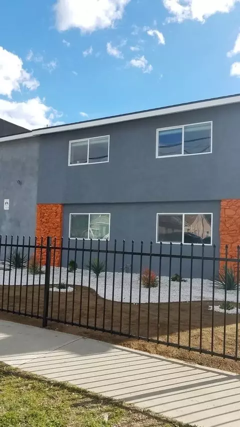 8206 2nd St, Paramount, CA 90723 photo 9