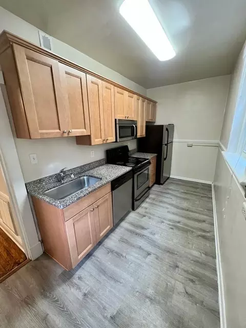 206 N Lombardy St, Richmond, VA 23220